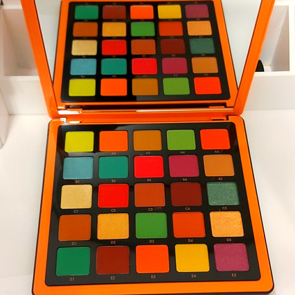ABH norvina pro pigment  palette  vol. 3